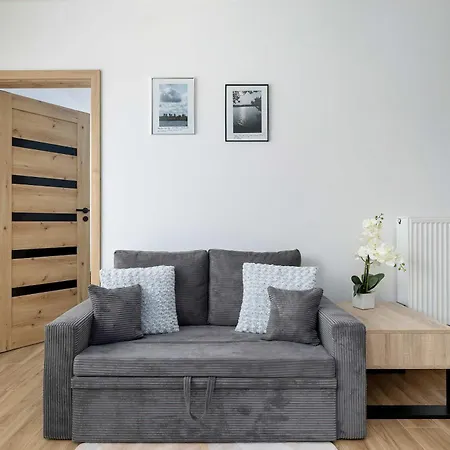 شقة Elegant In With Garden Desk And Parking By Renters *