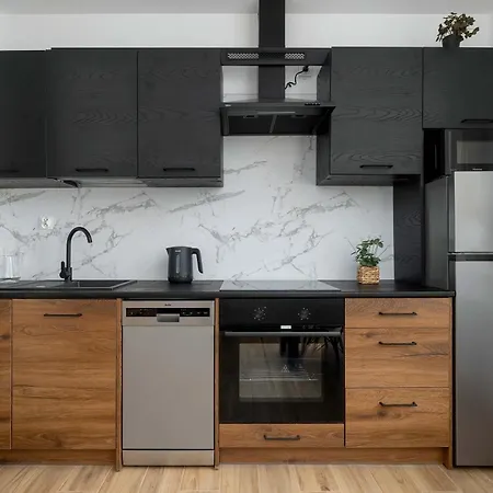 شقة Elegant In With Garden Desk And Parking By Renters *