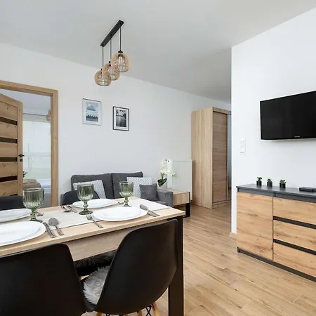 Elegant In With Garden Desk And Parking By Renters Daire