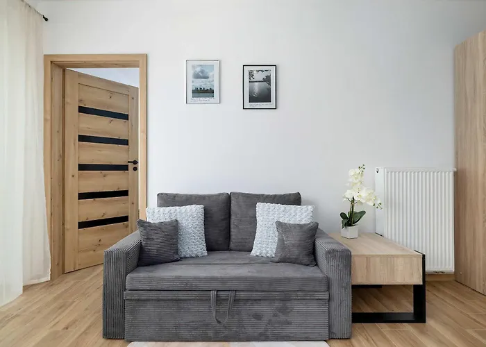 شقة Elegant In With Garden Desk And Parking By Renters *