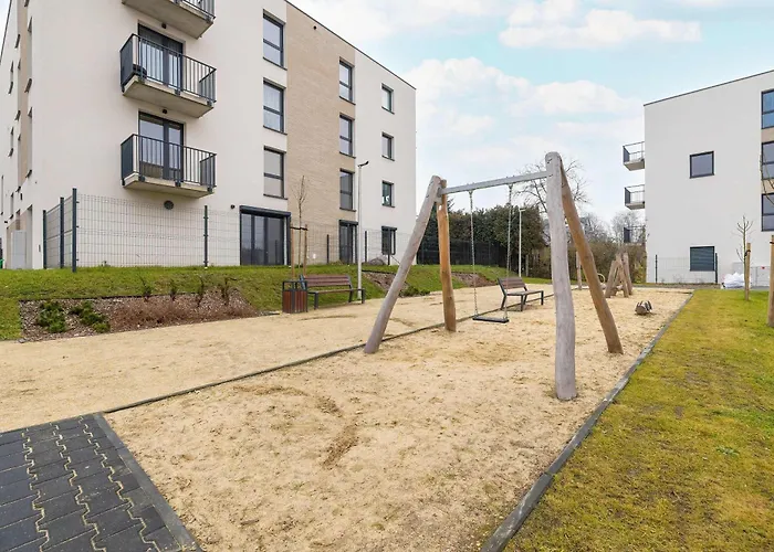 Elegant In With Garden Desk And Parking By Renters غليفيتسه